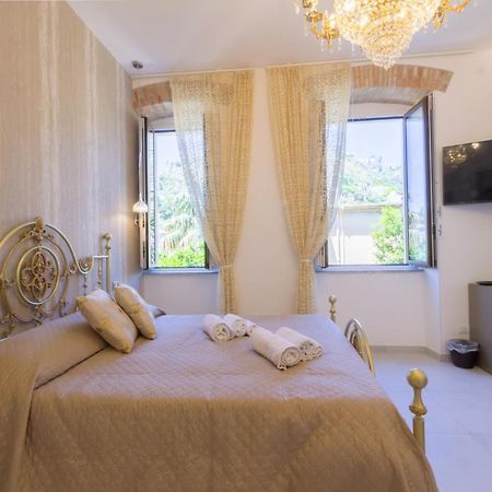 Villa Valverde Apartments E B&B Taormina Kültér fotó