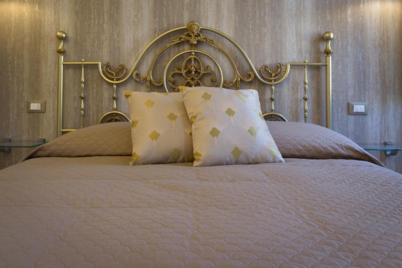 Villa Valverde Apartments E B&B Taormina Kültér fotó