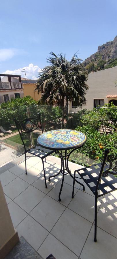 Villa Valverde Apartments E B&B Taormina Kültér fotó